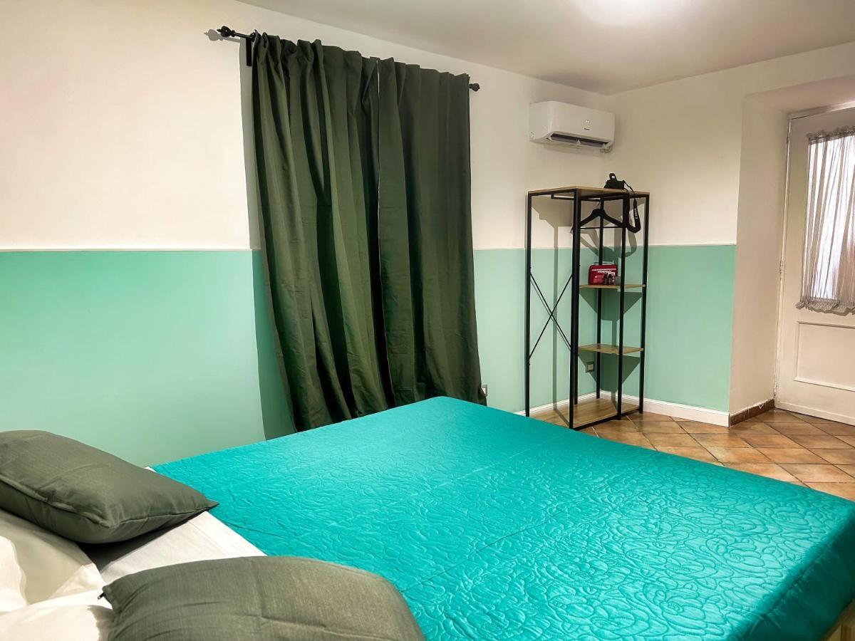 Intero Alloggio Salita Tasso Naples Extérieur photo